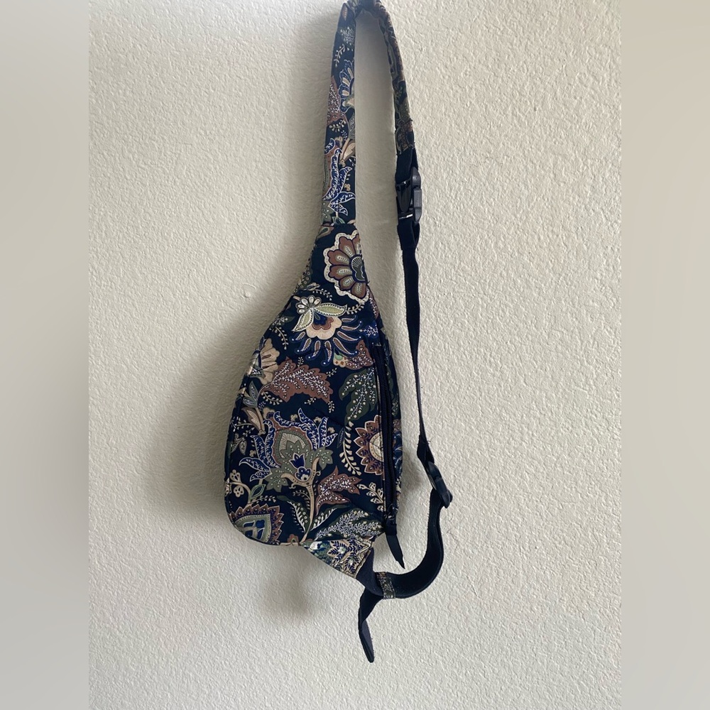 Vera Bradley Floral Quilted Crossbody Sling Bag - Picture 6 of 7